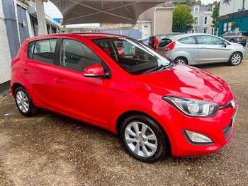 Used Hyundai i20 2013 for sale - 79068571: Photo