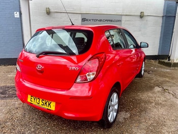 Used Hyundai i20 2013 for sale - 79068571: Photo
