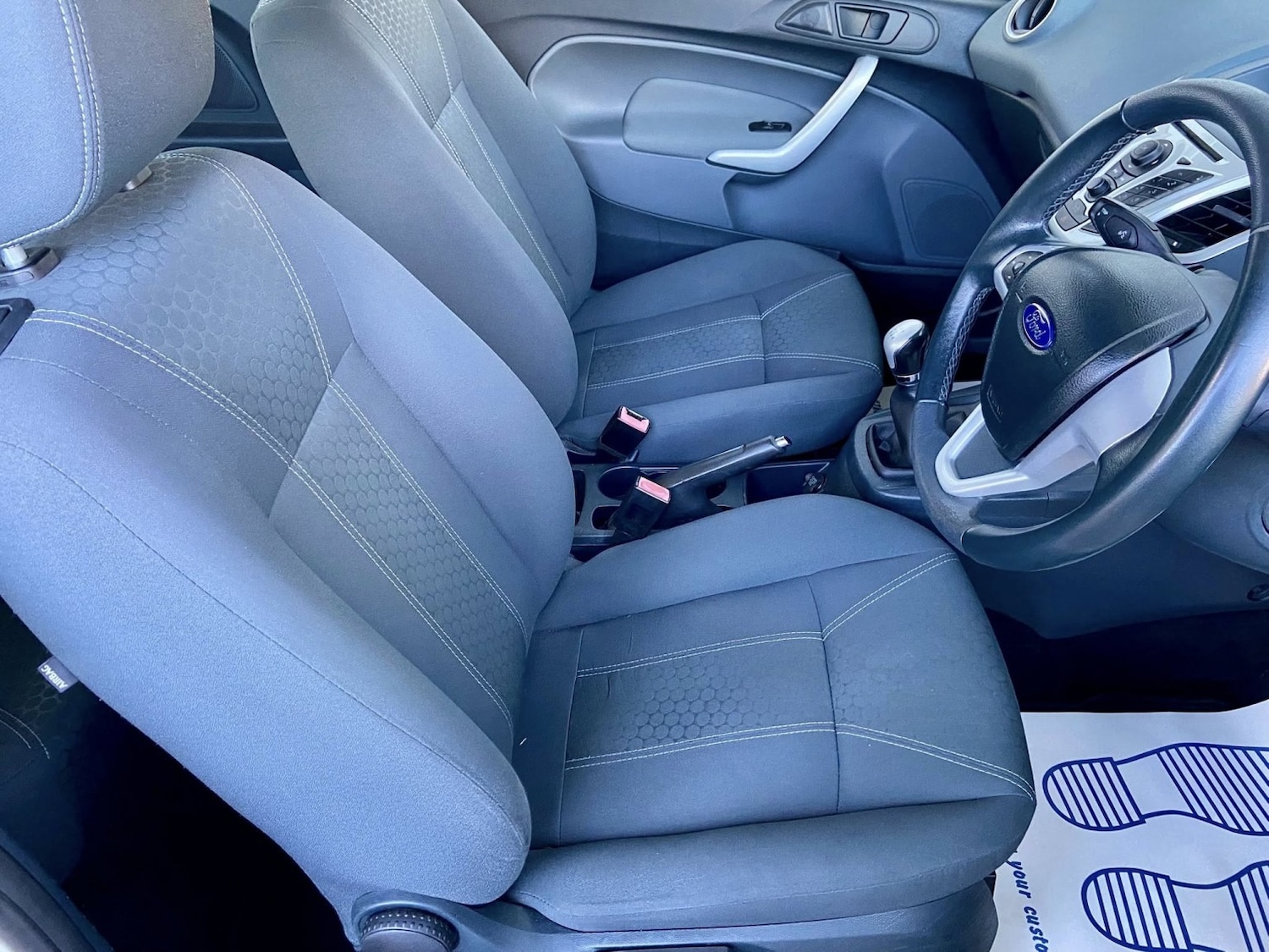 Used Ford Fiesta 2011 for sale - 76651183: Photo 10