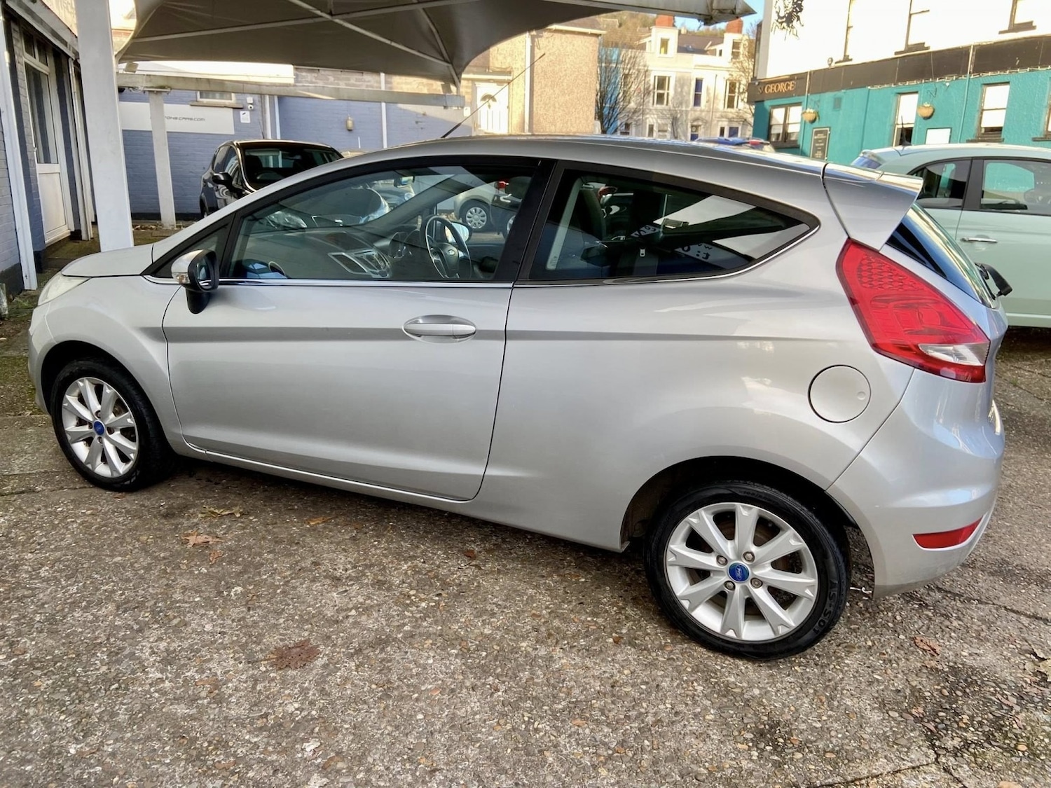 Used Ford Fiesta 2011 for sale - 76651183: Photo 6