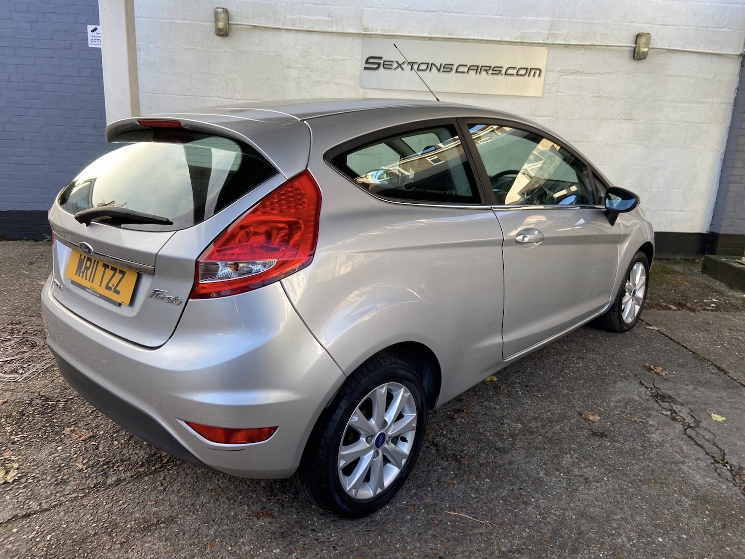 Used Ford Fiesta 2011 for sale - 76651183: Photo 8