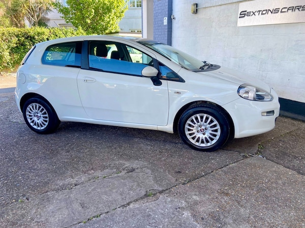 Used Fiat Punto 2014 for sale - 74742961: Photo 8