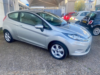 Used Ford Fiesta 2011 for sale - 78149653: Photo