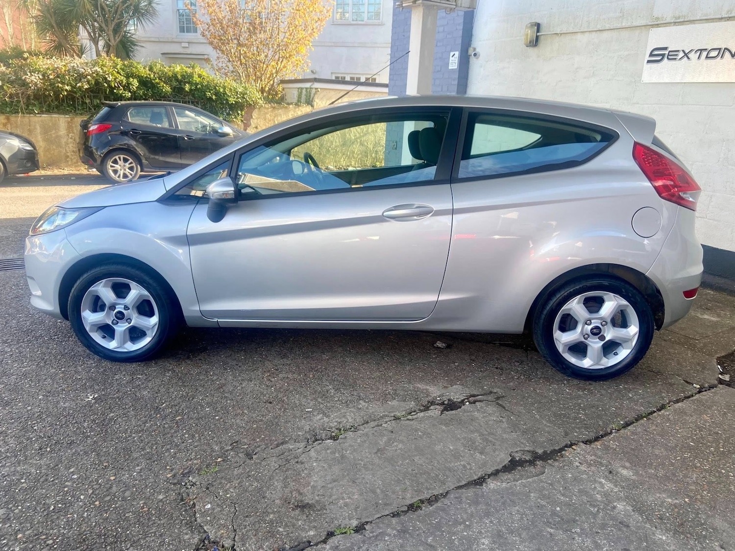 Used Ford Fiesta 2011 for sale - 78149653: Photo 9