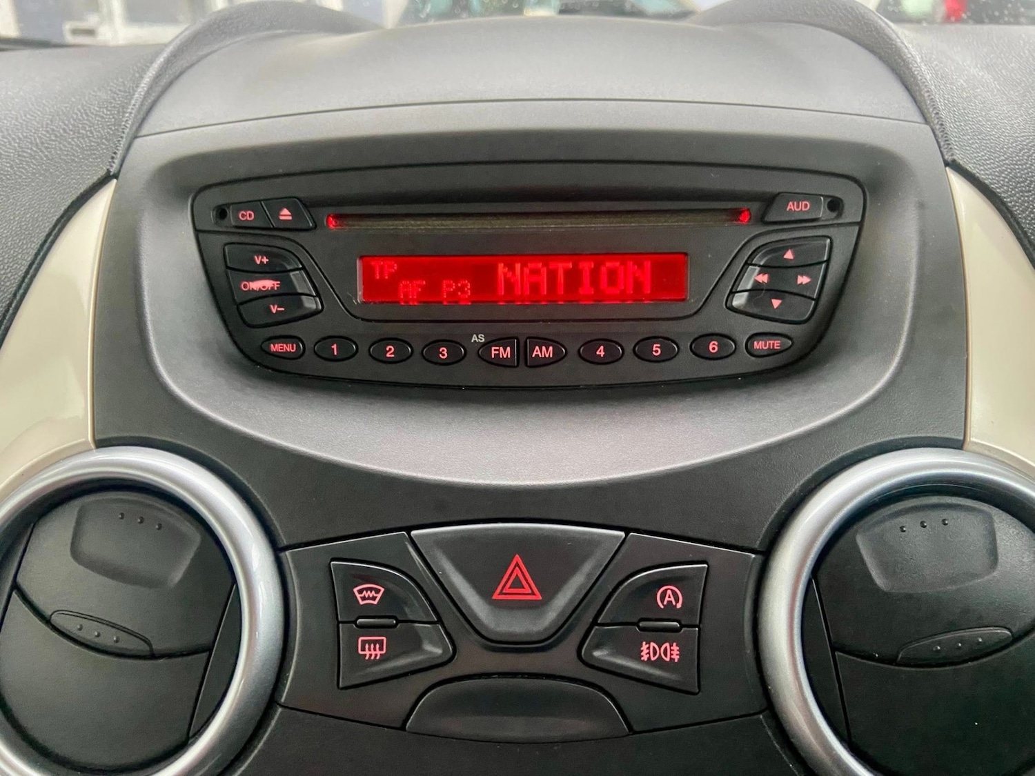 Used Ford Ka 2014 for sale - 76461589: Photo 17