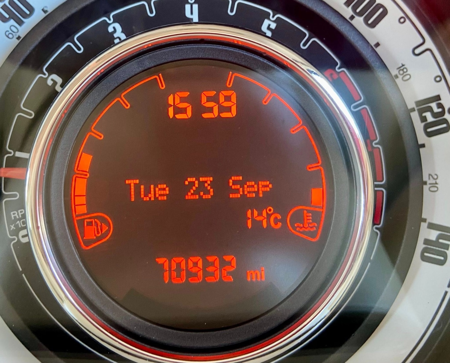 Used Fiat 500 2015 for sale - 76045631: Photo 14