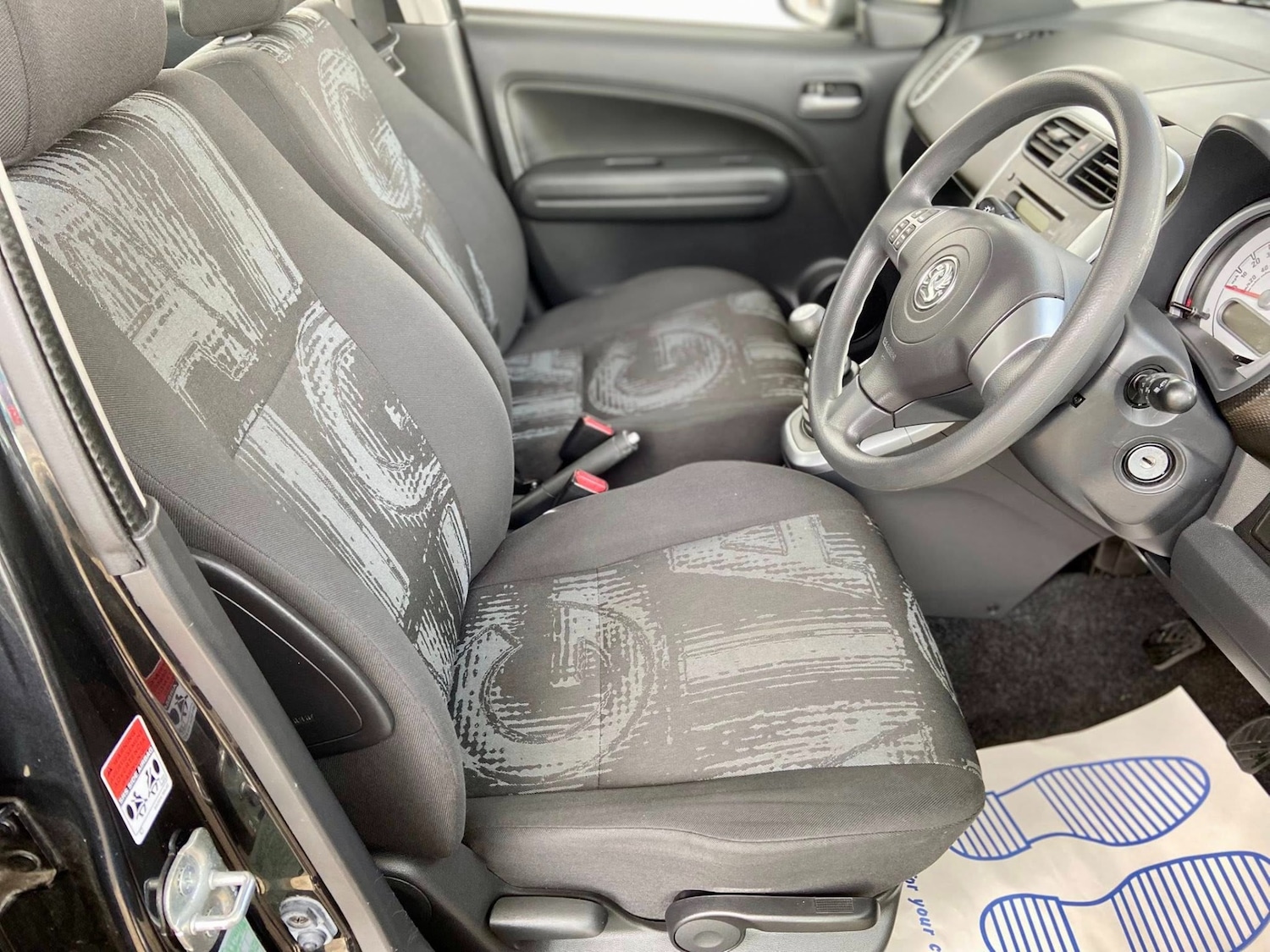 Used Vauxhall Agila 2014 for sale - 76402212: Photo 10