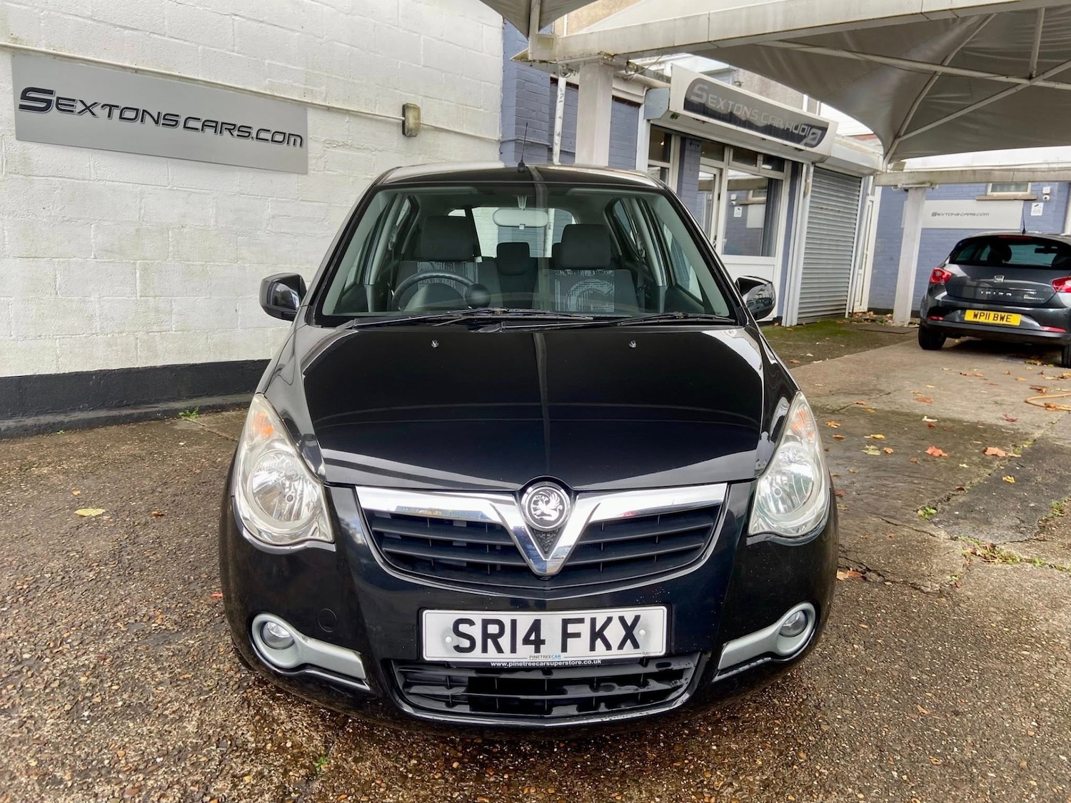 Used Vauxhall Agila 2014 for sale - 76402212: Photo 2