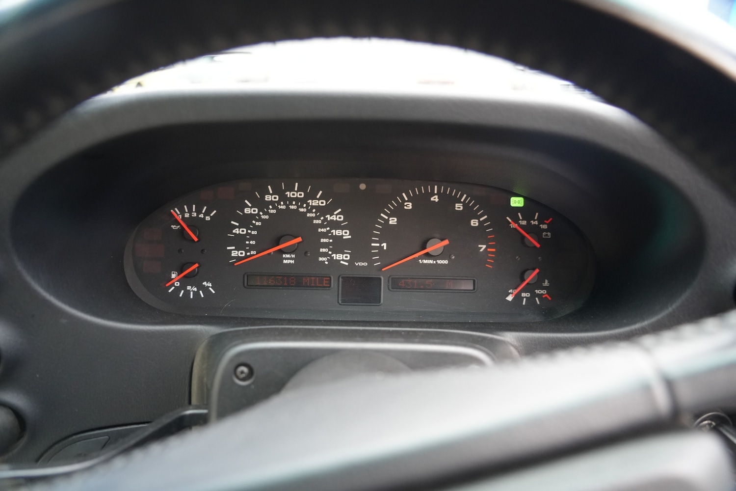 Used Porsche 928 1990 for sale - 76449257: Photo 20