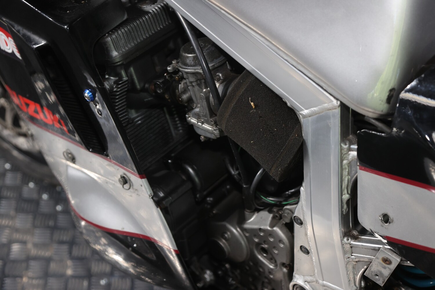 Used Suzuki GSX-R 1988 for sale - 78882782: Photo 12
