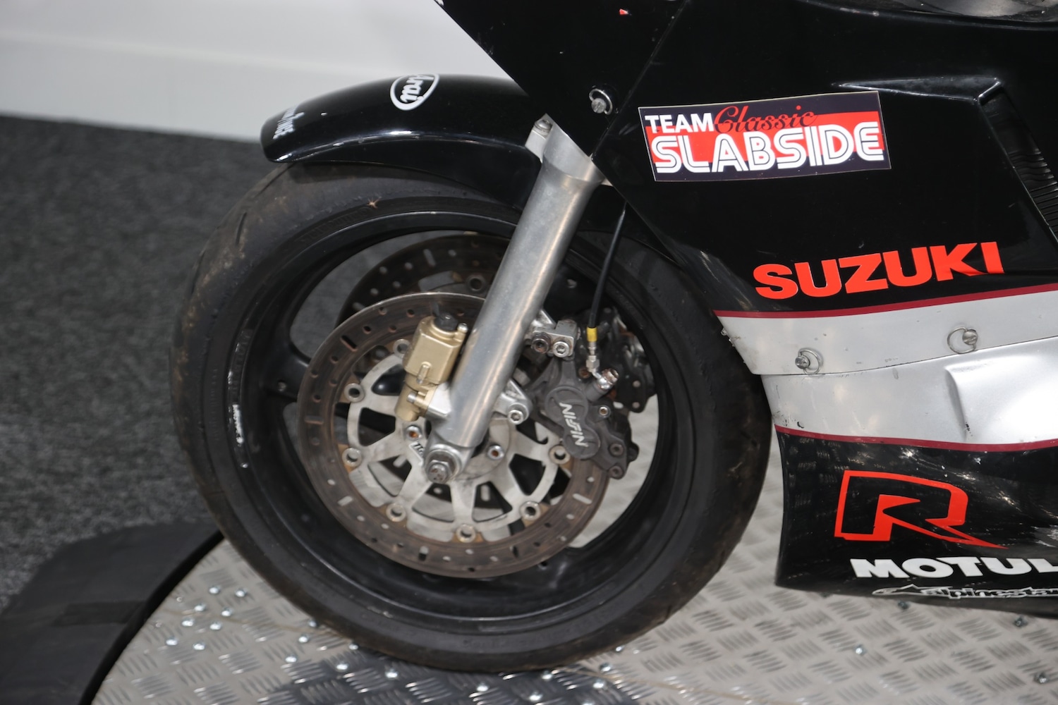 Used Suzuki GSX-R 1988 for sale - 78882782: Photo 4
