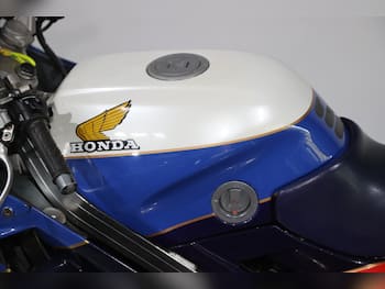 Used Honda VFR 1986 for sale - bike-79581659: Photo