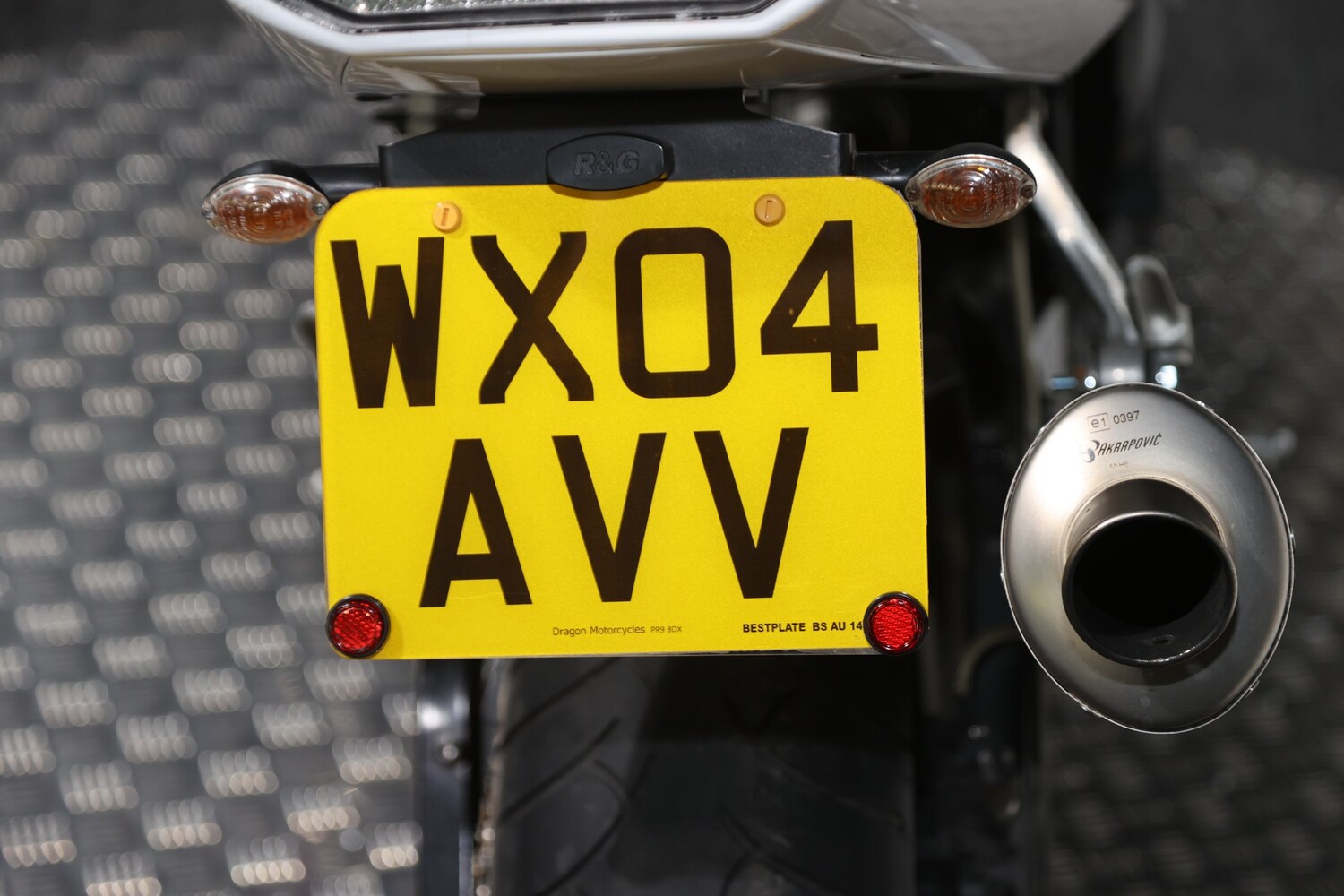 Used Yamaha R1 2004 for sale - 78940082: Photo 11