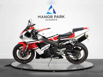 Used Yamaha R1 2004 for sale - bike-78940082: Photo