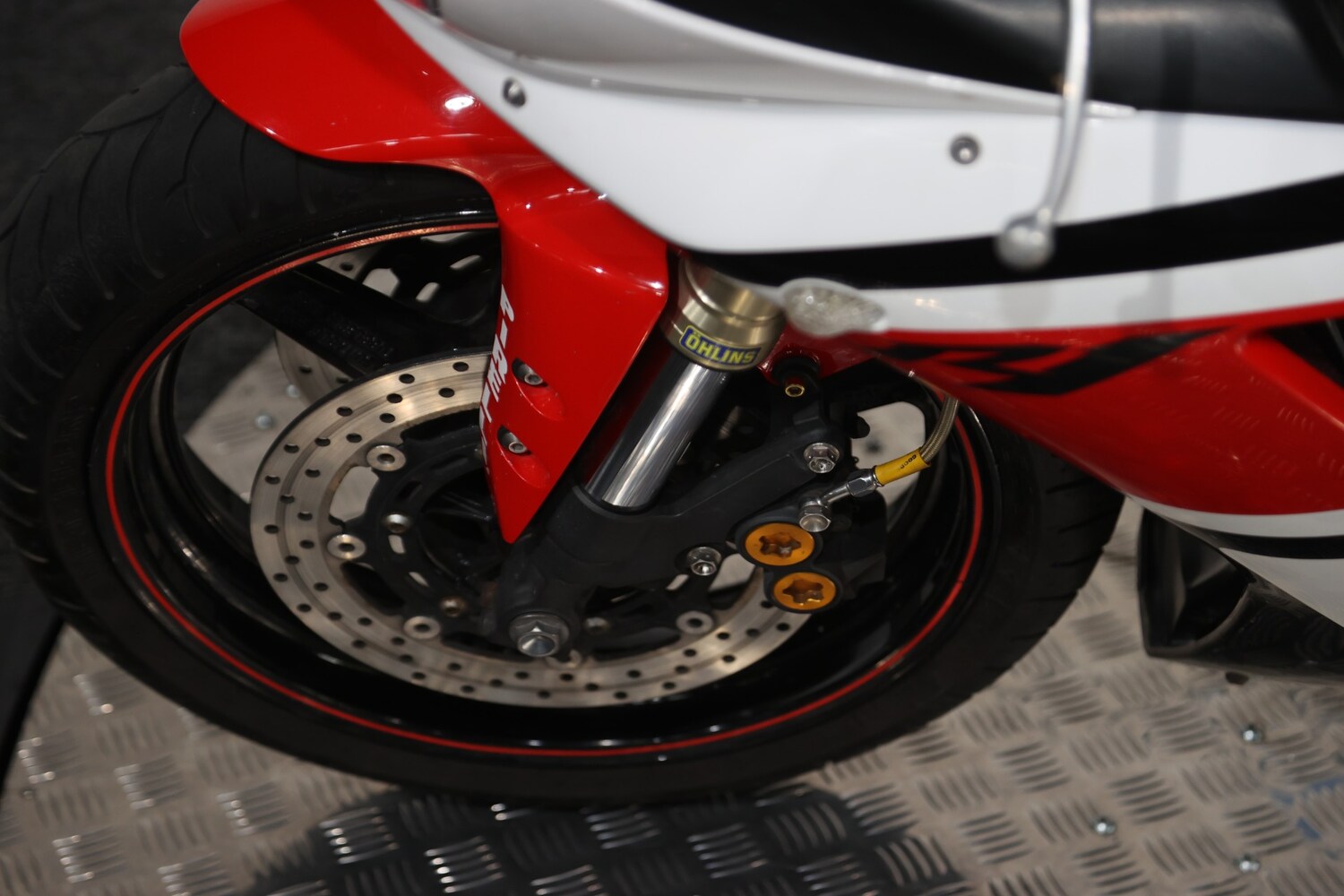 Used Yamaha R1 2004 for sale - 78940082: Photo 3