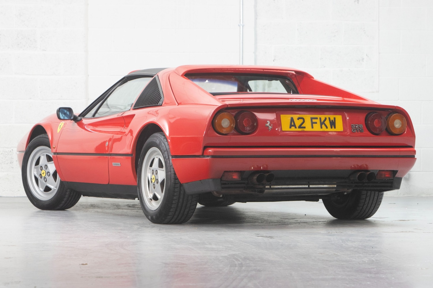Used Ferrari 328 1989 for sale - 76365201: Photo 2