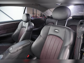 Used Mercedes-Benz CLK 2003 for sale - 77350178: Photo