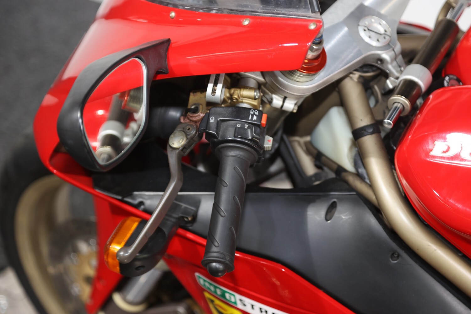 Used Ducati 916 BIPOSTO 1998 for sale - 78940069: Photo 3