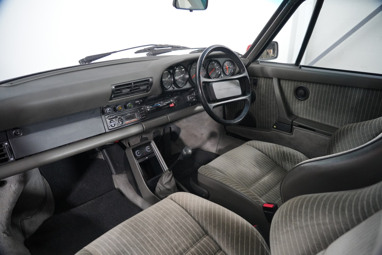 Used Porsche 911 for sale - 77326376: Photo 3