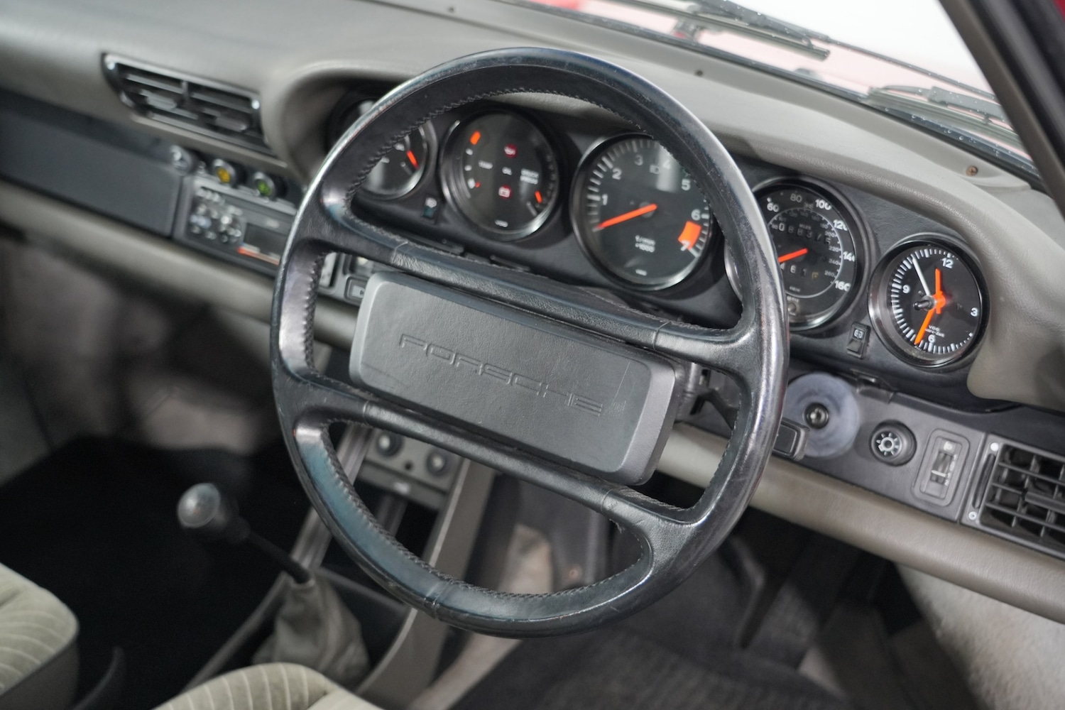 Used Porsche 911 for sale - 77326376: Photo 5