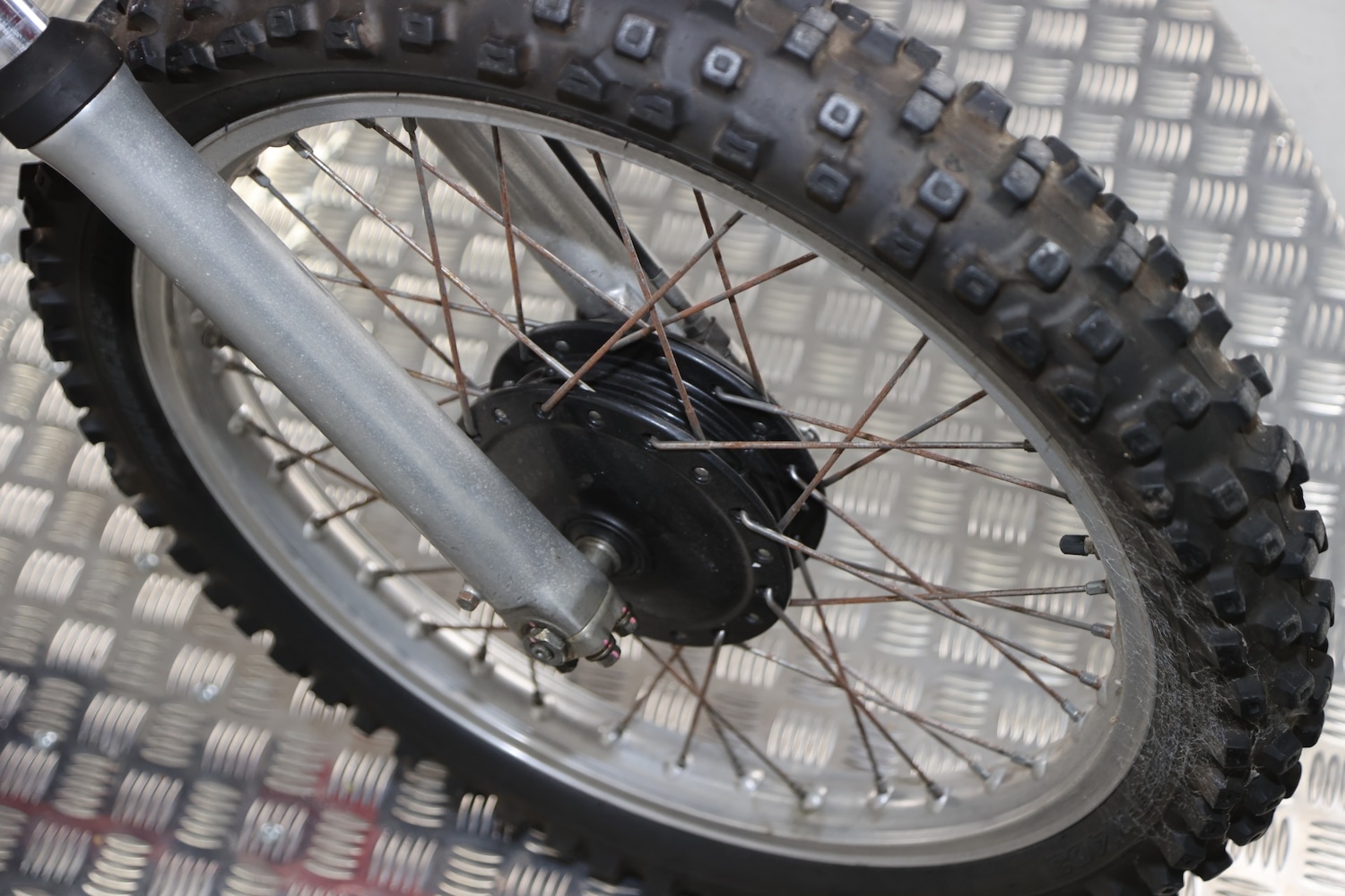 Honda CR250M ELSINORE