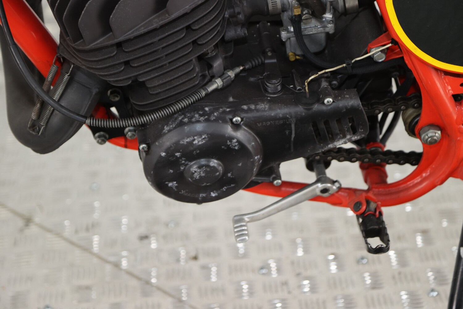 Honda CR250M ELSINORE