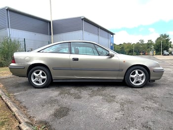 Used Vauxhall Calibra 1995 for sale - 79759330: Photo