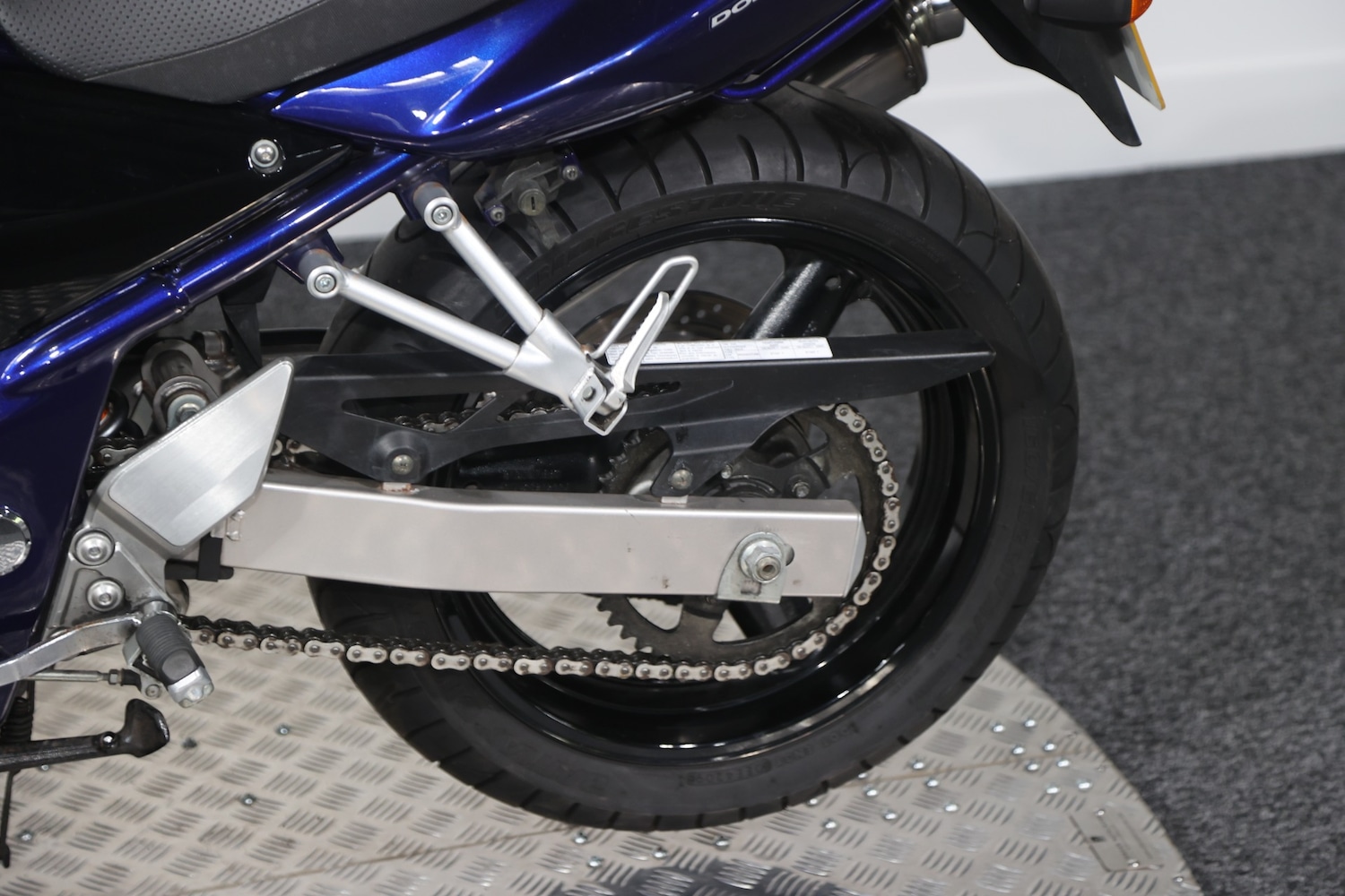 Used Suzuki GSF600S 2003 for sale - 78594828: Photo 6