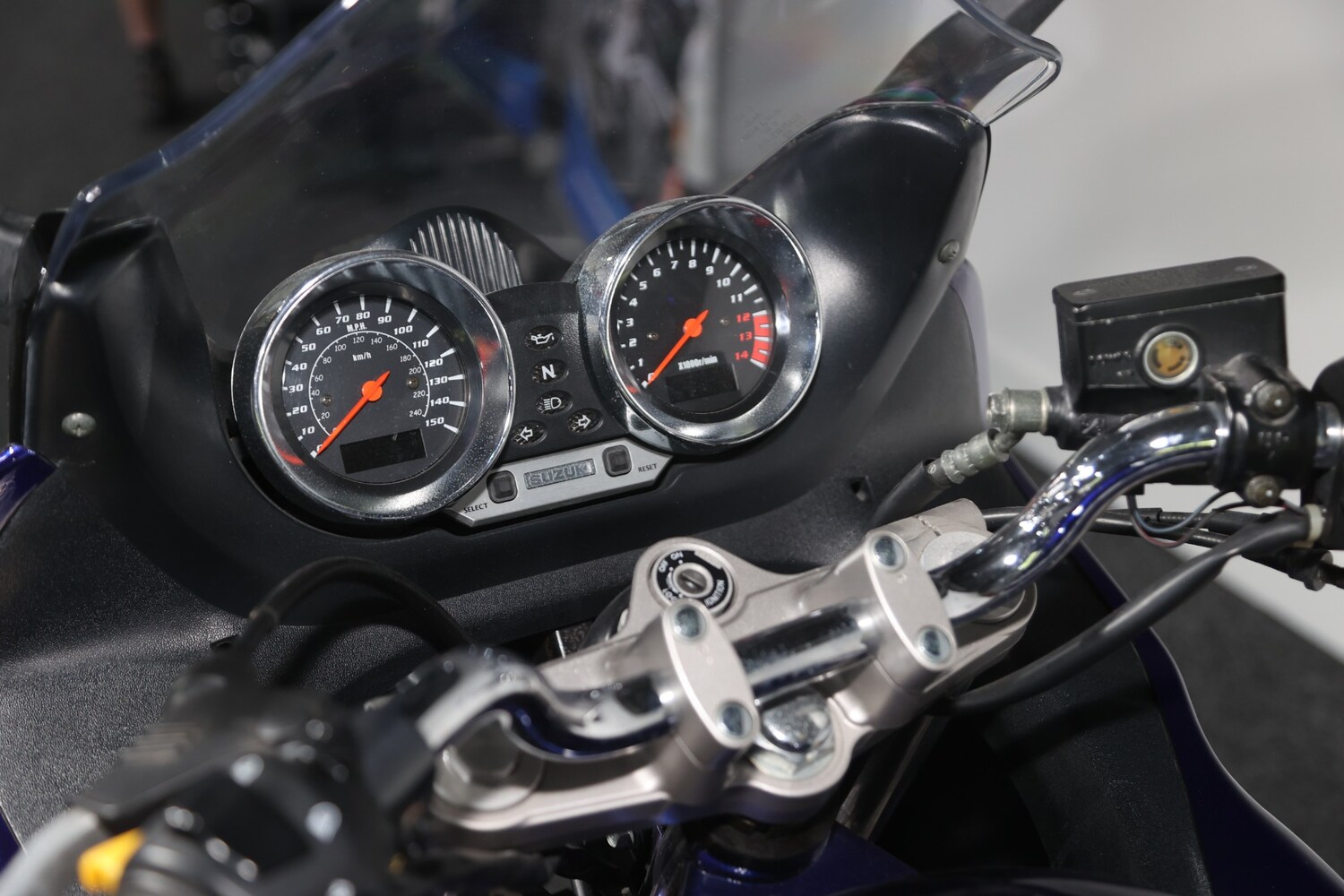 Used Suzuki GSF600S 2003 for sale - 78594828: Photo 8