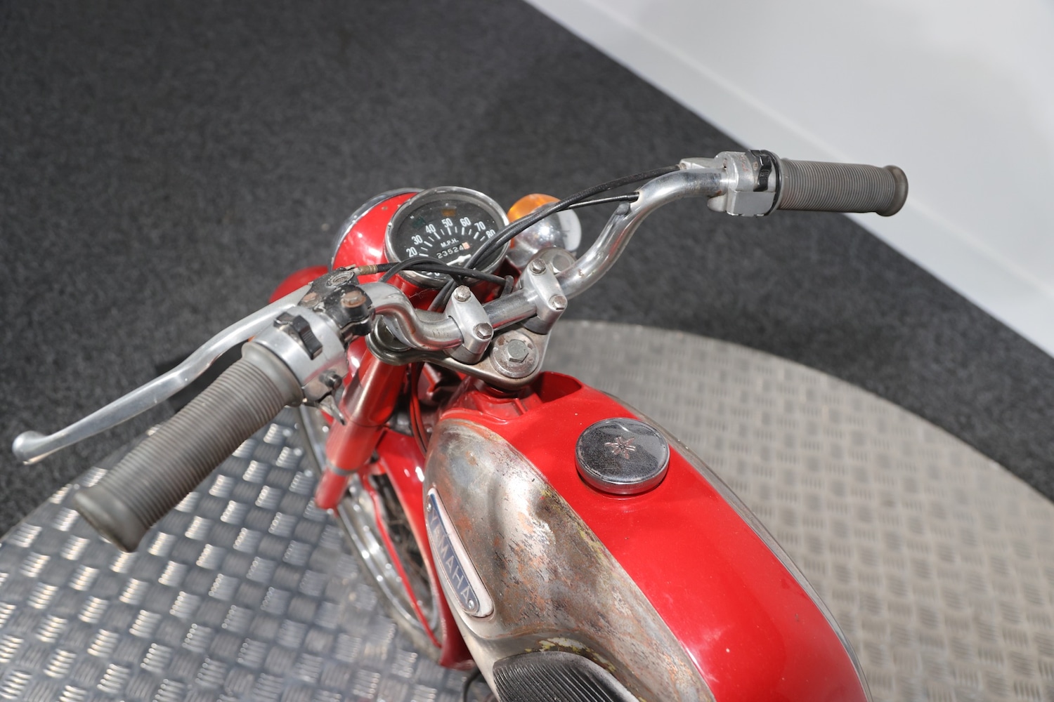 Used Yamaha YG1 1971 for sale - 78882407: Photo 10