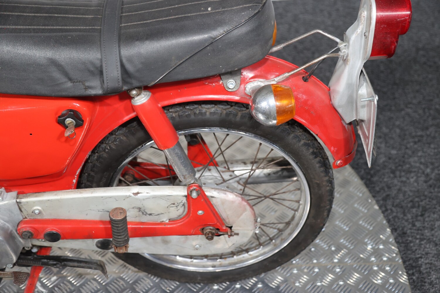 Used Yamaha YG1 1971 for sale - 78882407: Photo 12