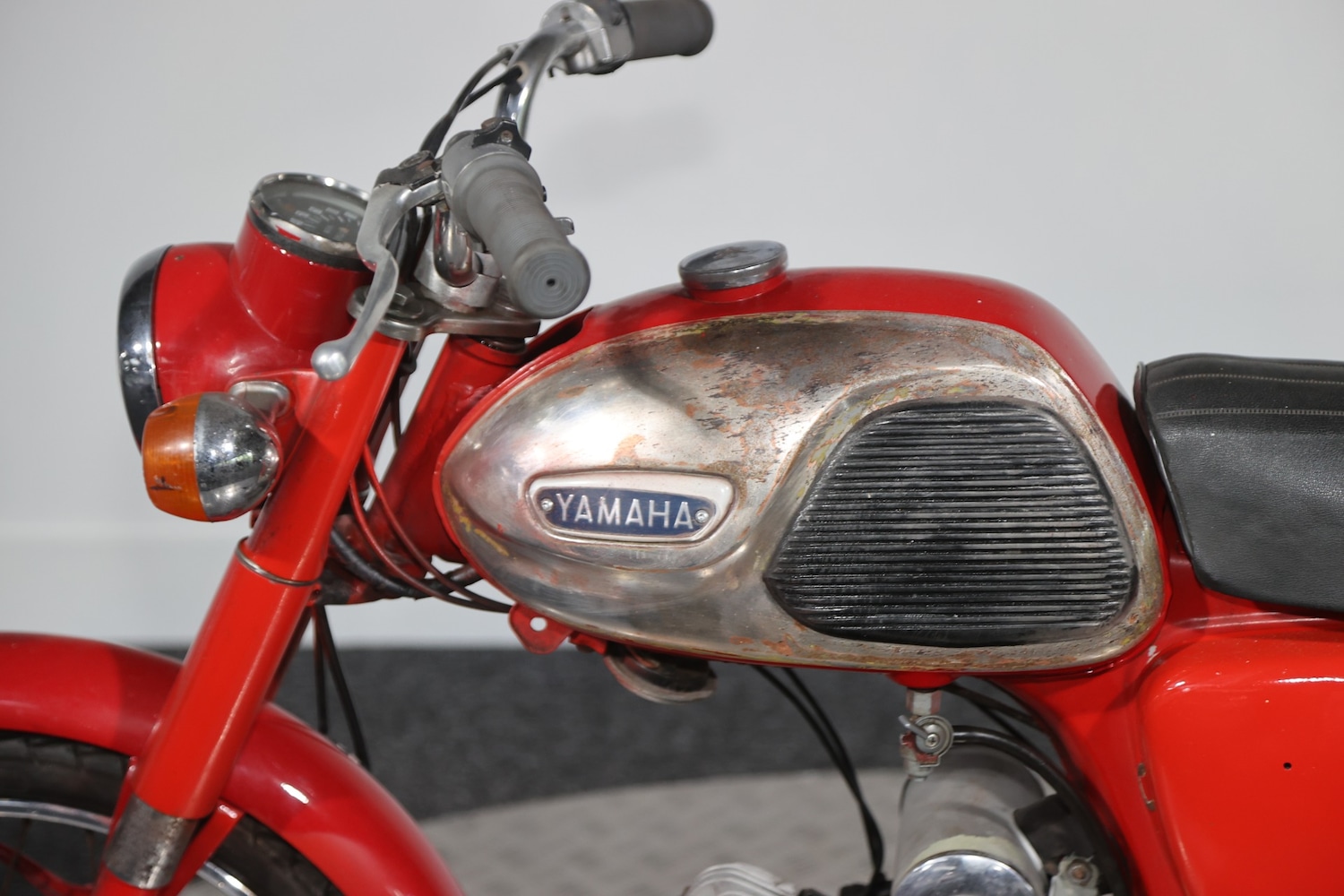 Used Yamaha YG1 1971 for sale - 78882407: Photo 8