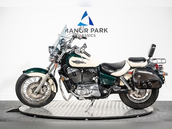 Used Honda VT1100 SHADOW 2018 for sale - bike-77715158: Photo