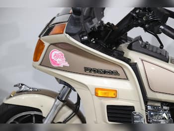 Used Honda GL 1989 for sale - bike-79477569: Photo