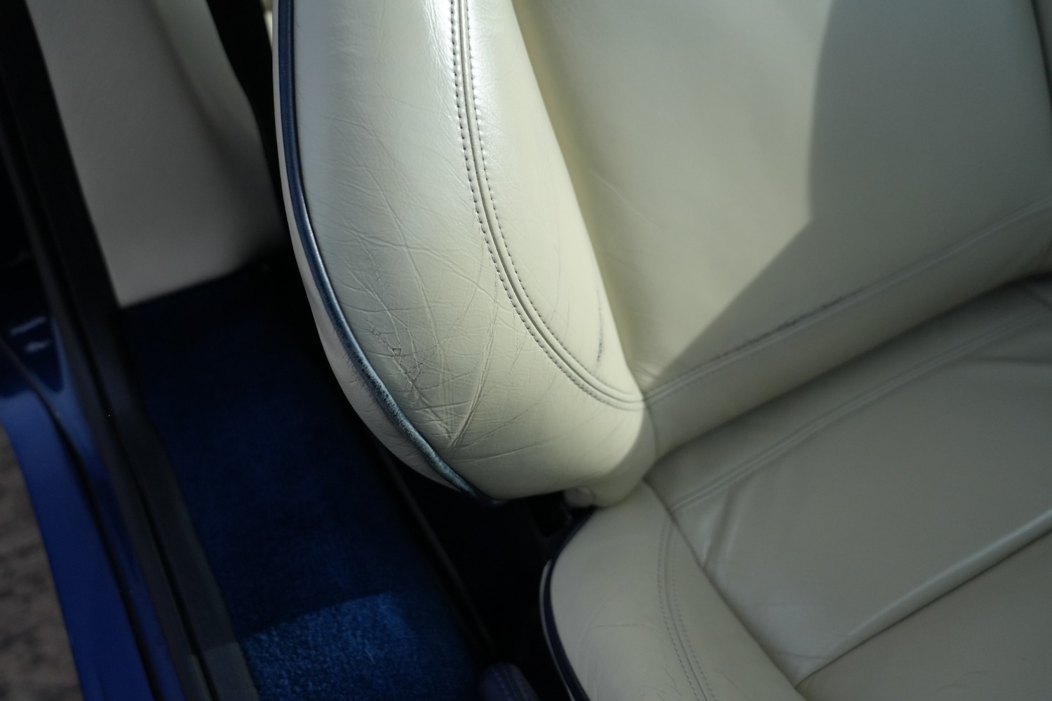 Used Aston Martin DB7 2001 for sale - 76492206: Photo 18