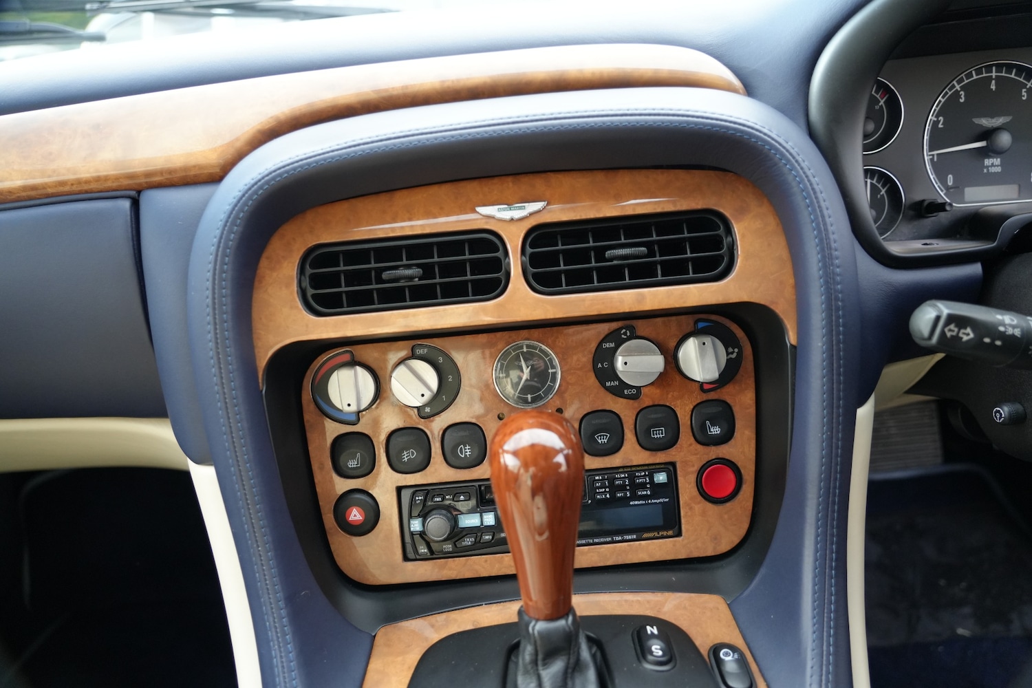 Used Aston Martin DB7 2001 for sale - 76492206: Photo 21