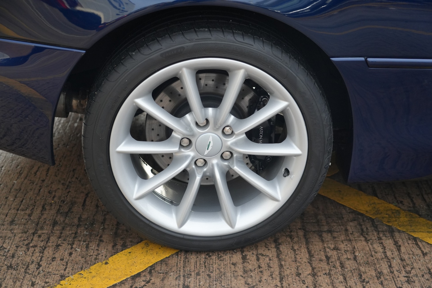 Used Aston Martin DB7 2001 for sale - 76492206: Photo 6