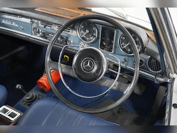 Used Mercedes-Benz 250 1967 for sale - 77877635: Photo