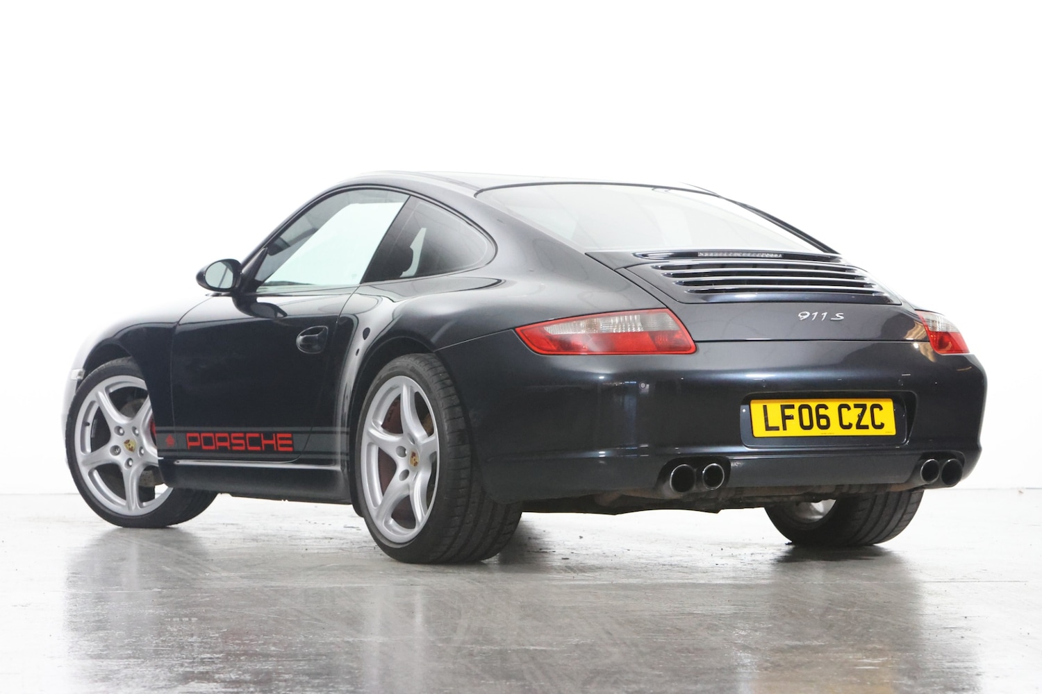 Used Porsche 911 2006 for sale - 77377722: Photo 2