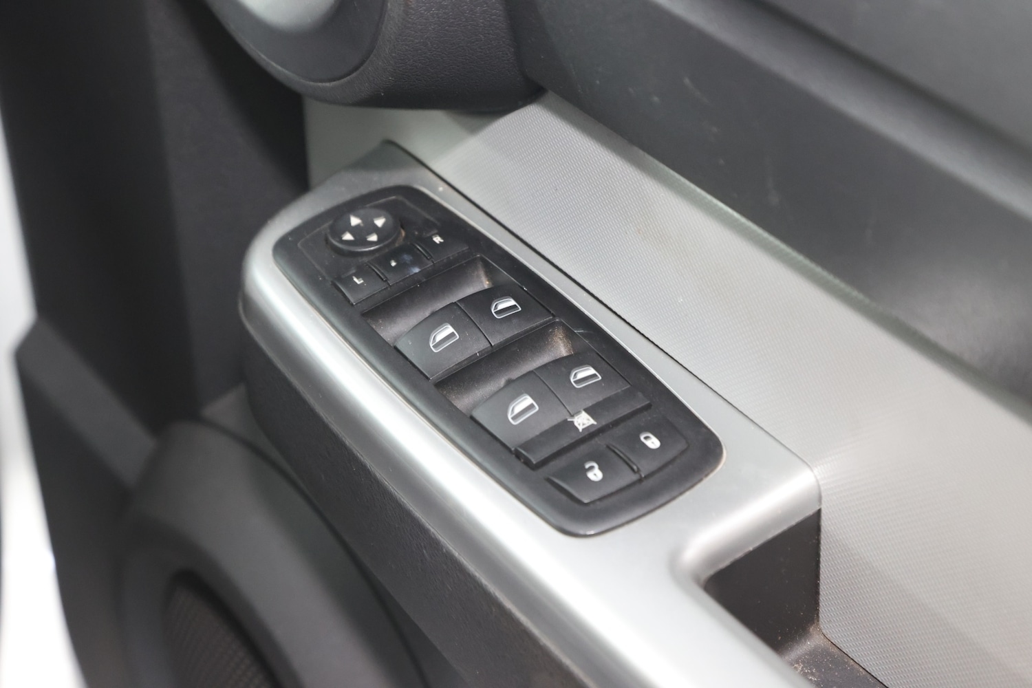 Used Dodge Nitro 2014 for sale - 77663746: Photo 28