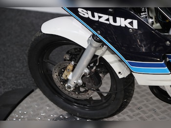 Used Suzuki RG250 1955 for sale - bike-78882395: Photo