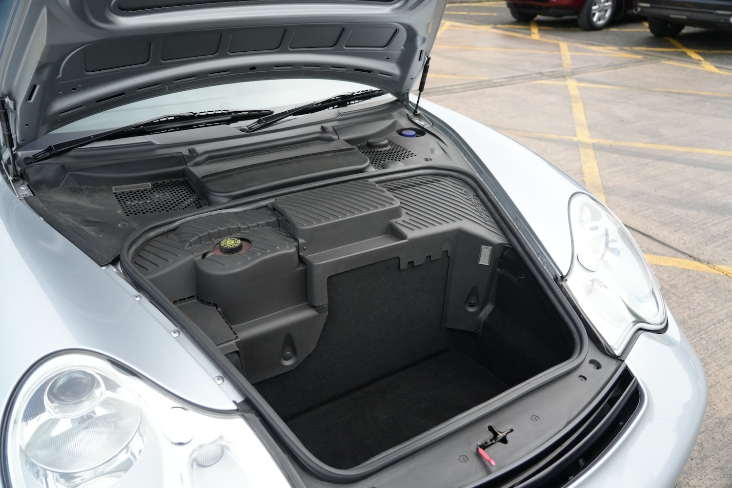 Used Porsche 911 2002 for sale - 76449246: Photo 28