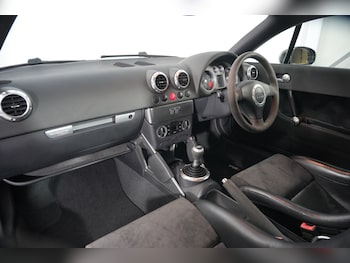 Used Audi TT 2005 for sale - 77326385: Photo