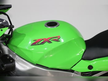 Used Kawasaki ZXR750L 2000 for sale - bike-79429615: Photo