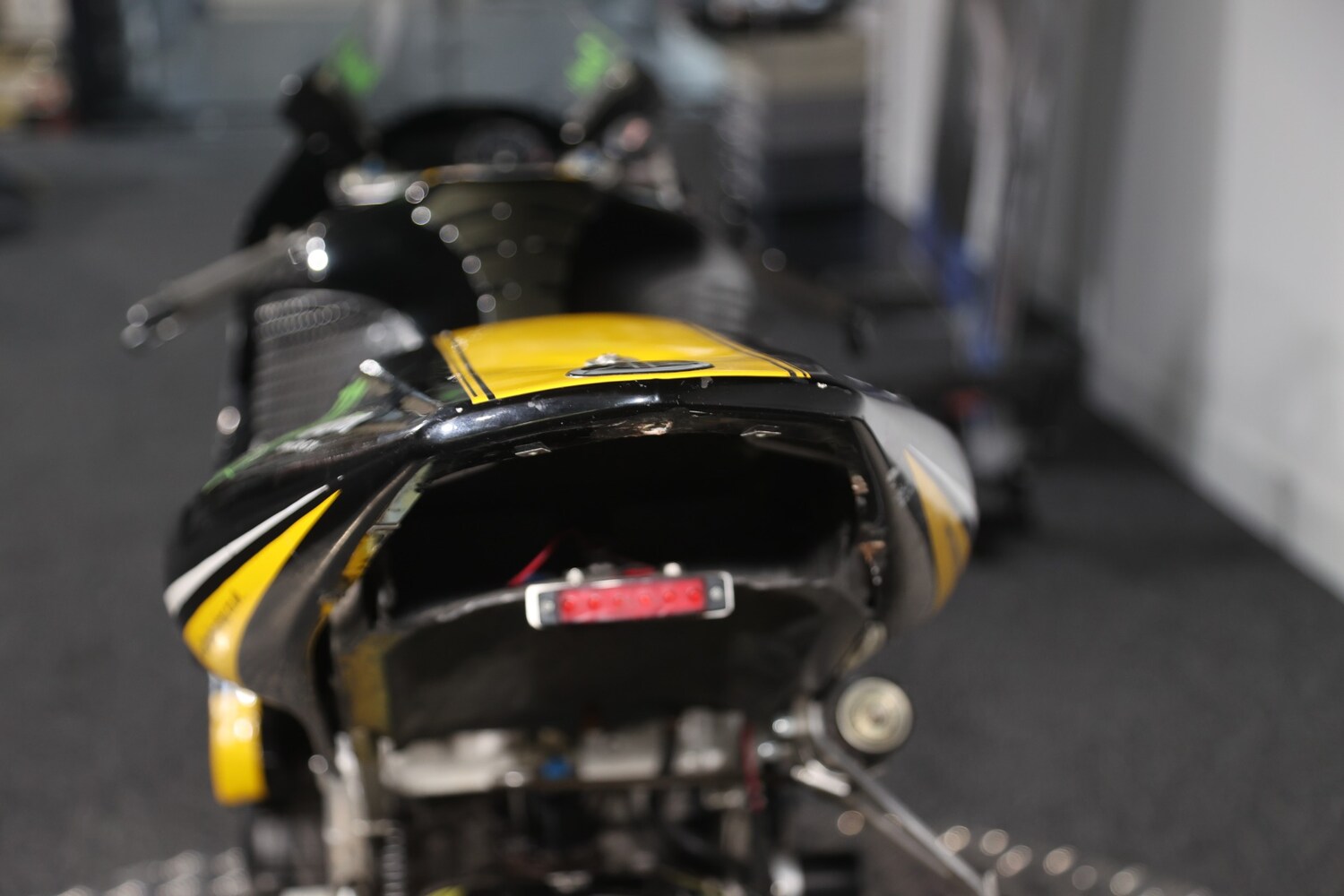 Used Yamaha R1 2000 for sale - 78616154: Photo 15