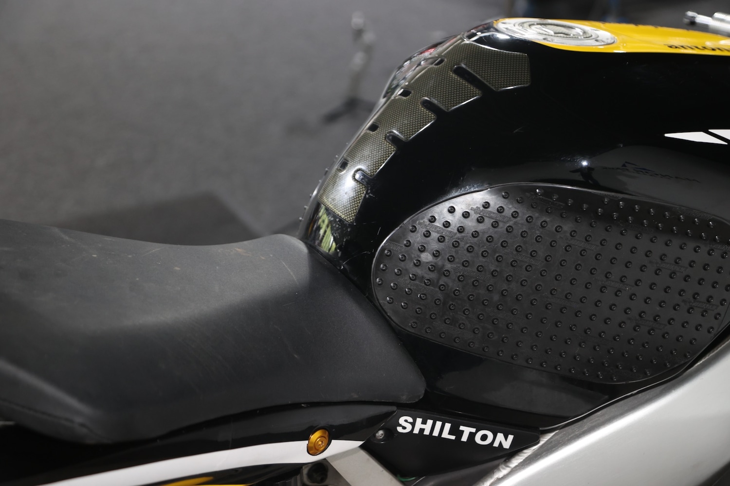 Used Yamaha R1 2000 for sale - 78616154: Photo 21