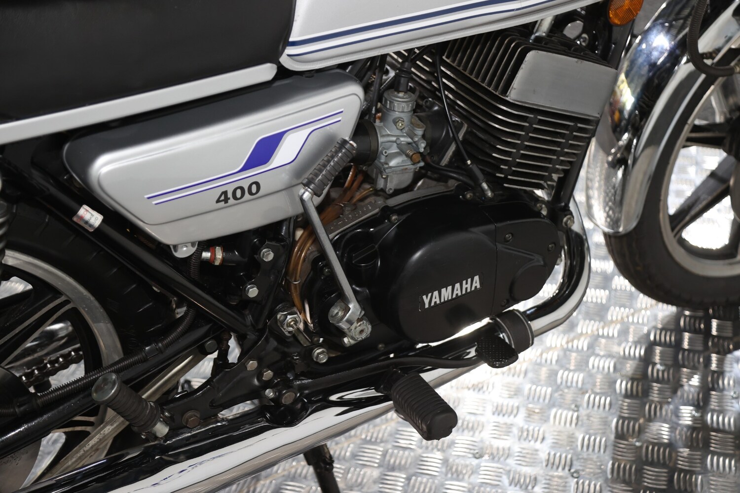 Used Yamaha RD400 1976 for sale - 78628204: Photo 16