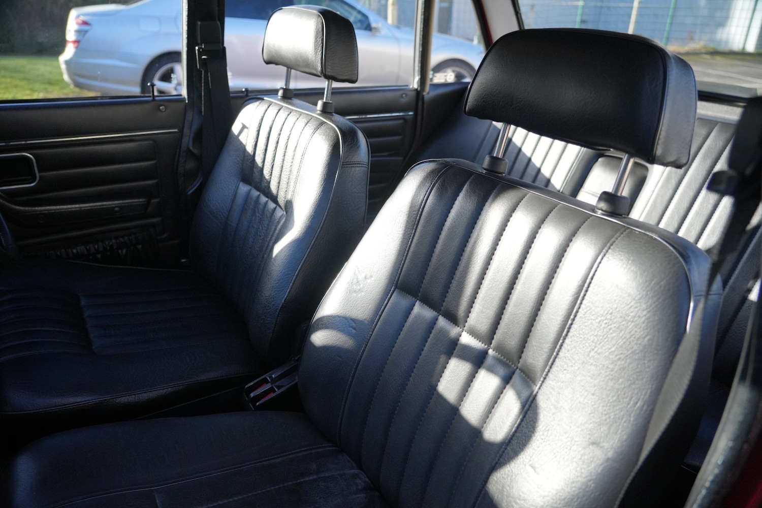 Used Volvo 100 Series 1969 for sale - 77377814: Photo 10