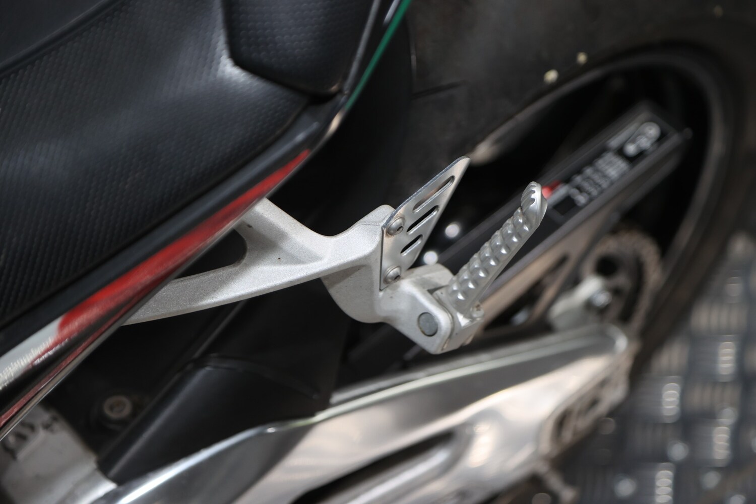 Used Aprilia TUONO 2011 for sale - 78941684: Photo 32