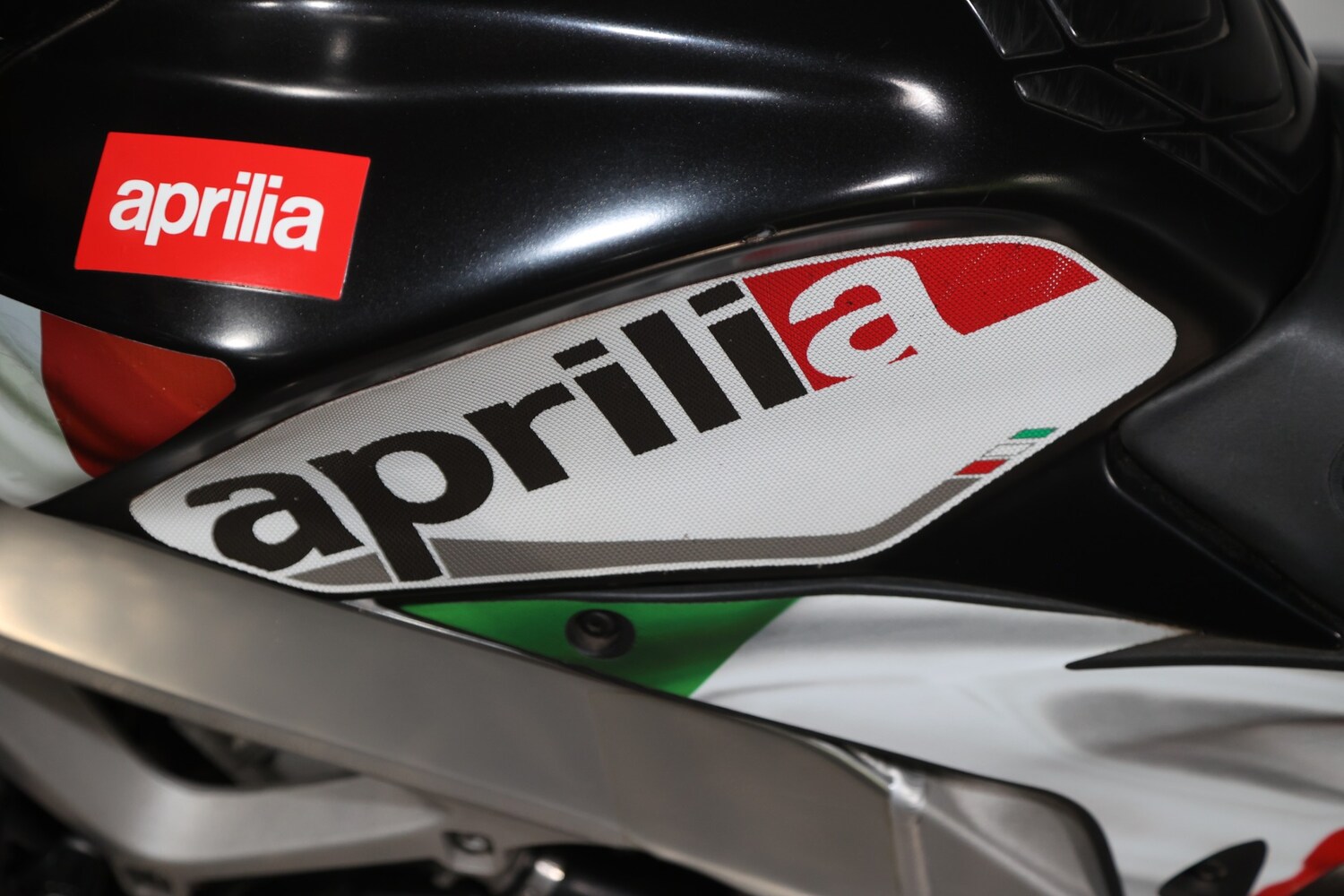 Used Aprilia TUONO 2011 for sale - 78941684: Photo 9
